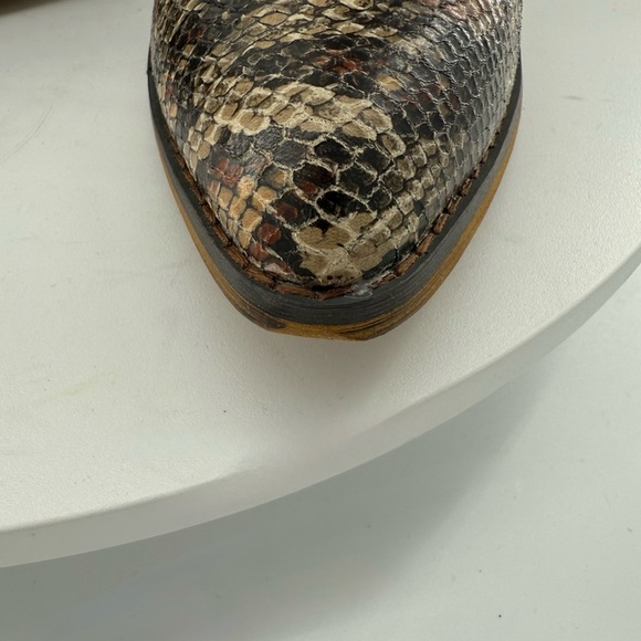 Jellypop Snakeskin Pattern Ankle Booties - Picture 6 of 6